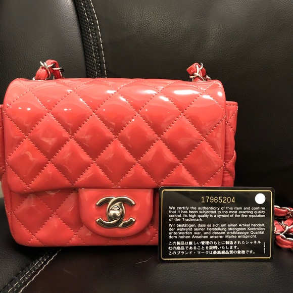 Chanel Mini Square - Picture 4 of 14